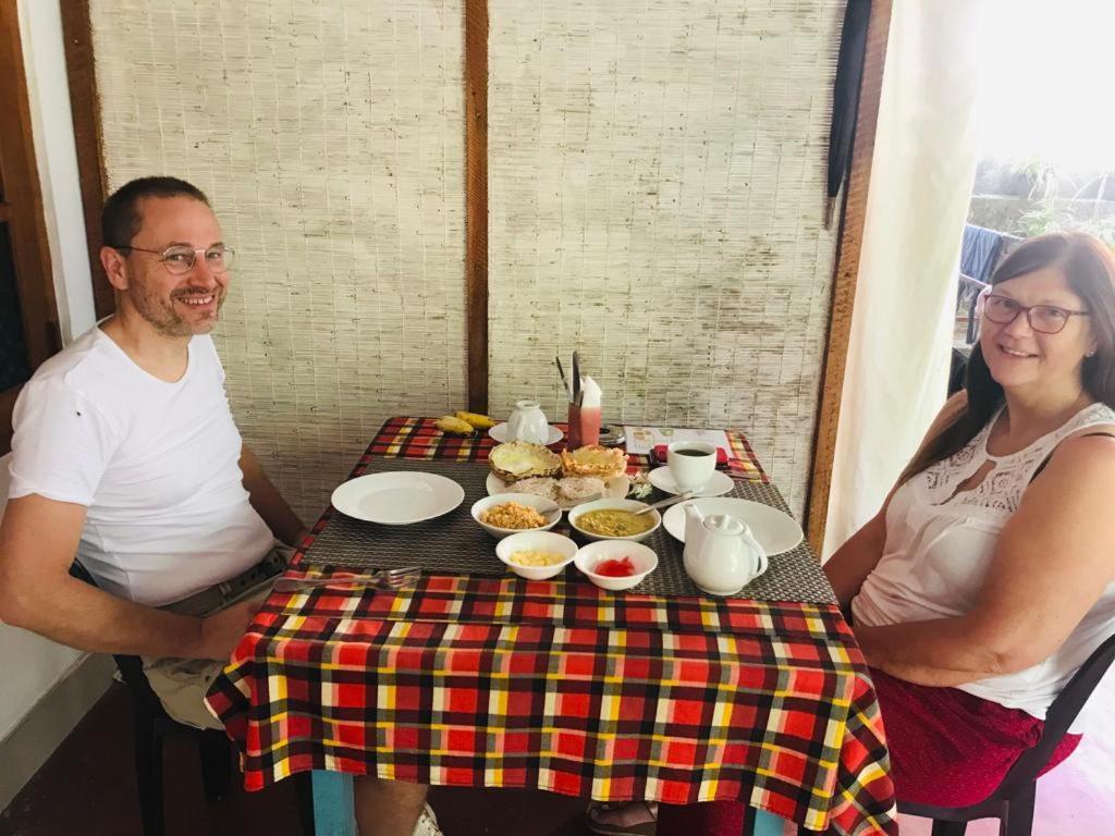 Nethmi Homestay & Restaurant Tangalle Ngoại thất bức ảnh