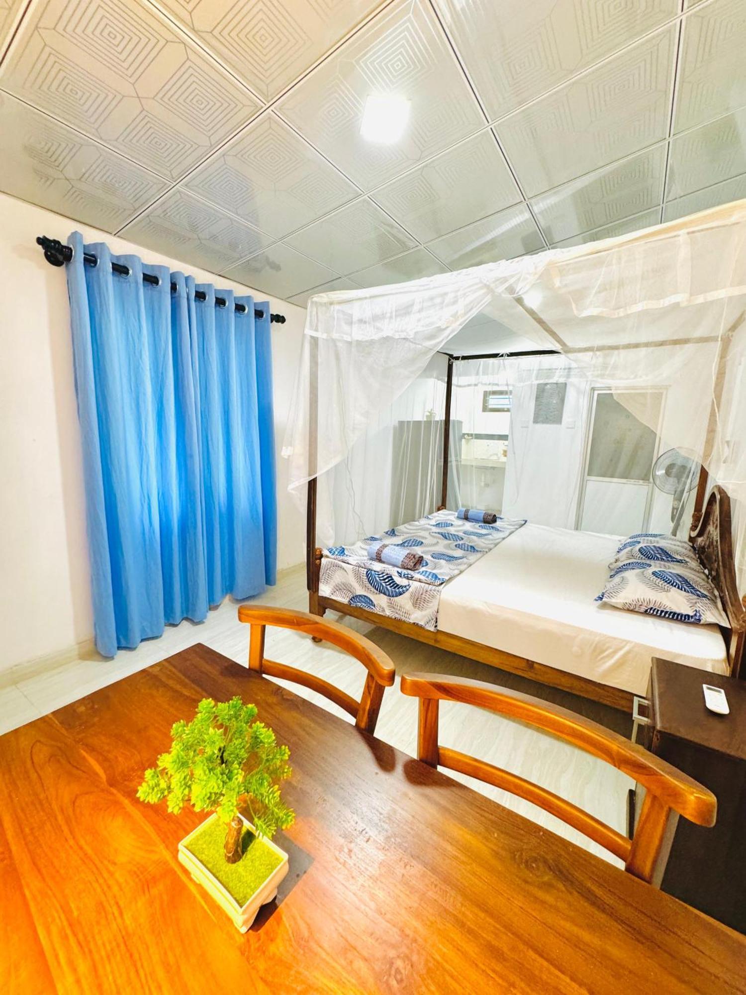 Nethmi Homestay & Restaurant Tangalle Ngoại thất bức ảnh