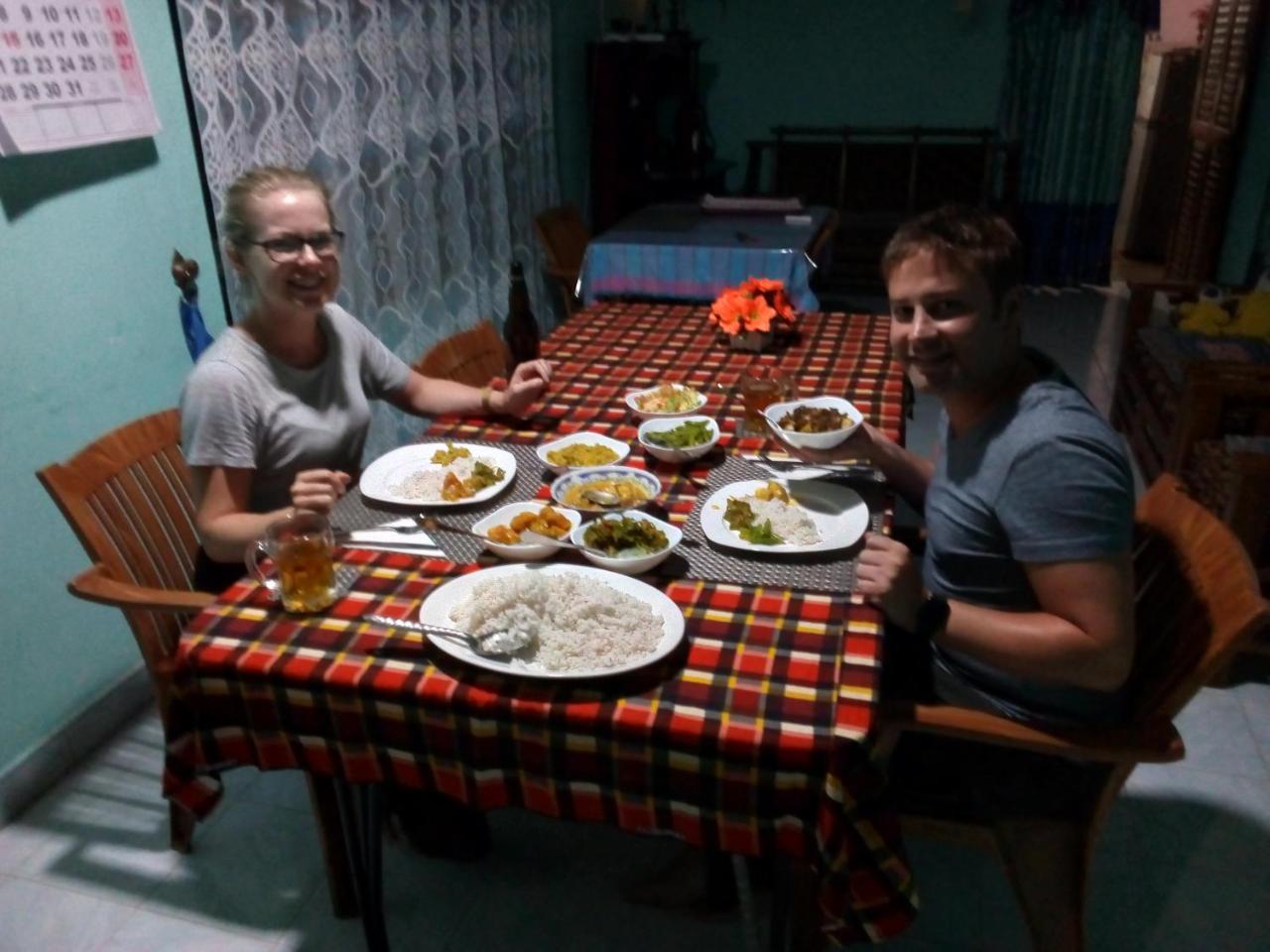 Nethmi Homestay & Restaurant Tangalle Ngoại thất bức ảnh